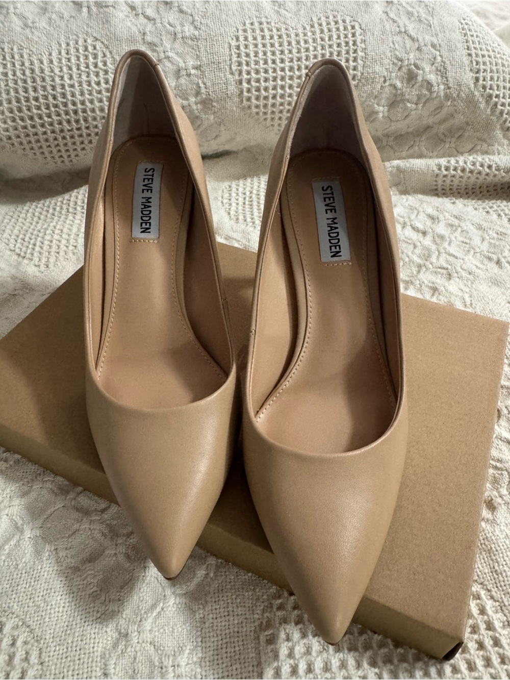 Steve Madden Nude Pointed Toe Pumps